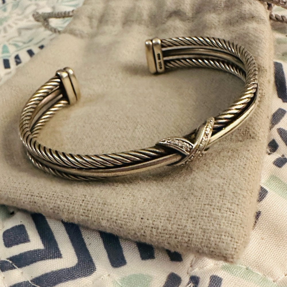 💗SALE💗 Price Firm - David Yurman Sterling Silver Diamond X Crossover Bracelet